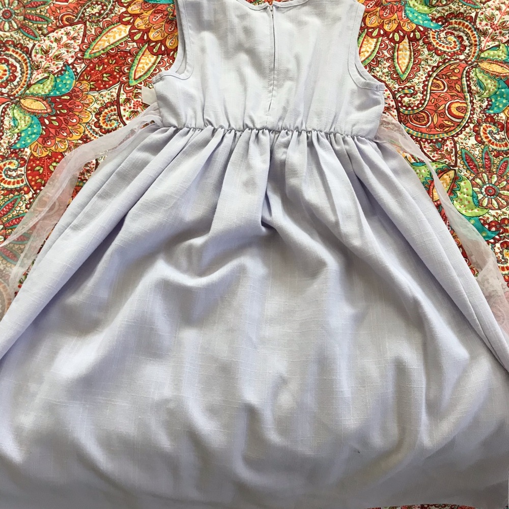 Dresses - Picture 3 of 9